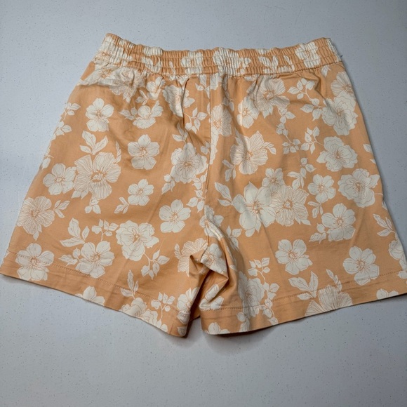 JACHS Girlfriend Floral Peach Women's Chino Shorts - Picture 3 of 9
